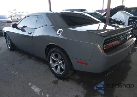 2019 Dodge Challenger Sxt z USA, uszkodzony, nr VIN 2C3CDZAG4KH606664